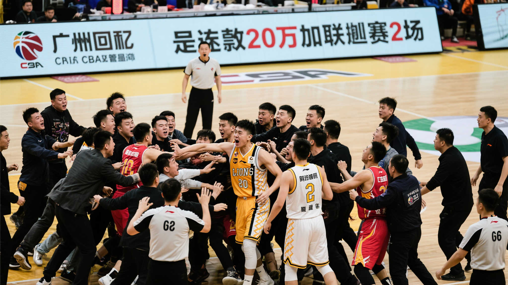 不仅增强了